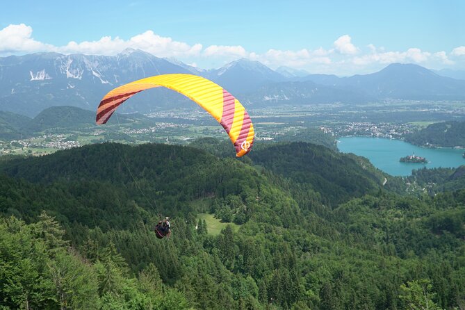 Lake Bled Tandem Paragliding - Why Lake Bled is made for a tandem flight