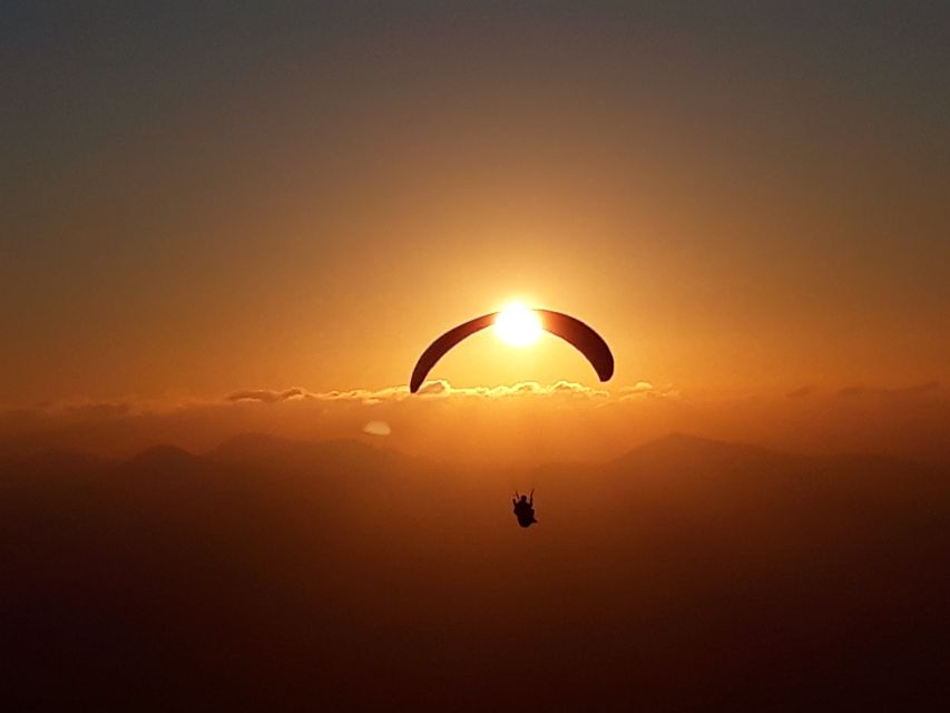 Lanzarote: Tandem Paragliding over Volcanoes & the Atlantic - Why paragliding fits Lanzarote so well