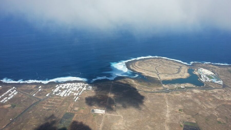 Lanzarote: Tandem Paragliding over Volcanoes & the Atlantic - How safe and beginner-friendly is it?