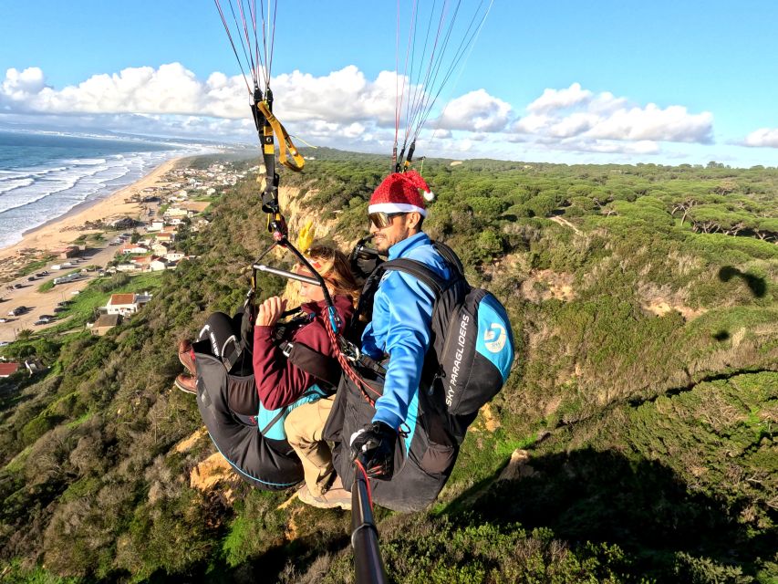 Lisbon: Paragliding Tandem Flight - From Lisbon to the launch hill