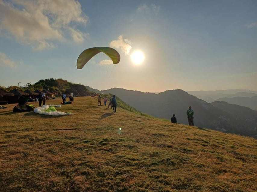 Lombok : Tandem Paragliding with Pilot & Beach Tour - Four and a half hours at Selong Belanak Beach