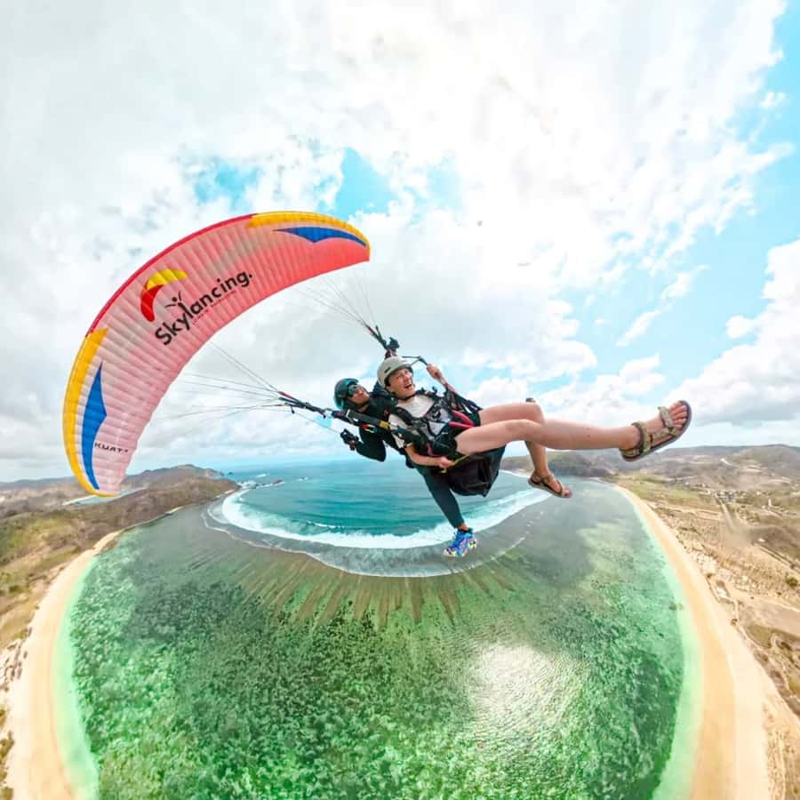 Lombok : Tandem Paragliding With Pilot, Cave & Village - Entering Goa Kelalawar, Lombok’s Bat Cave