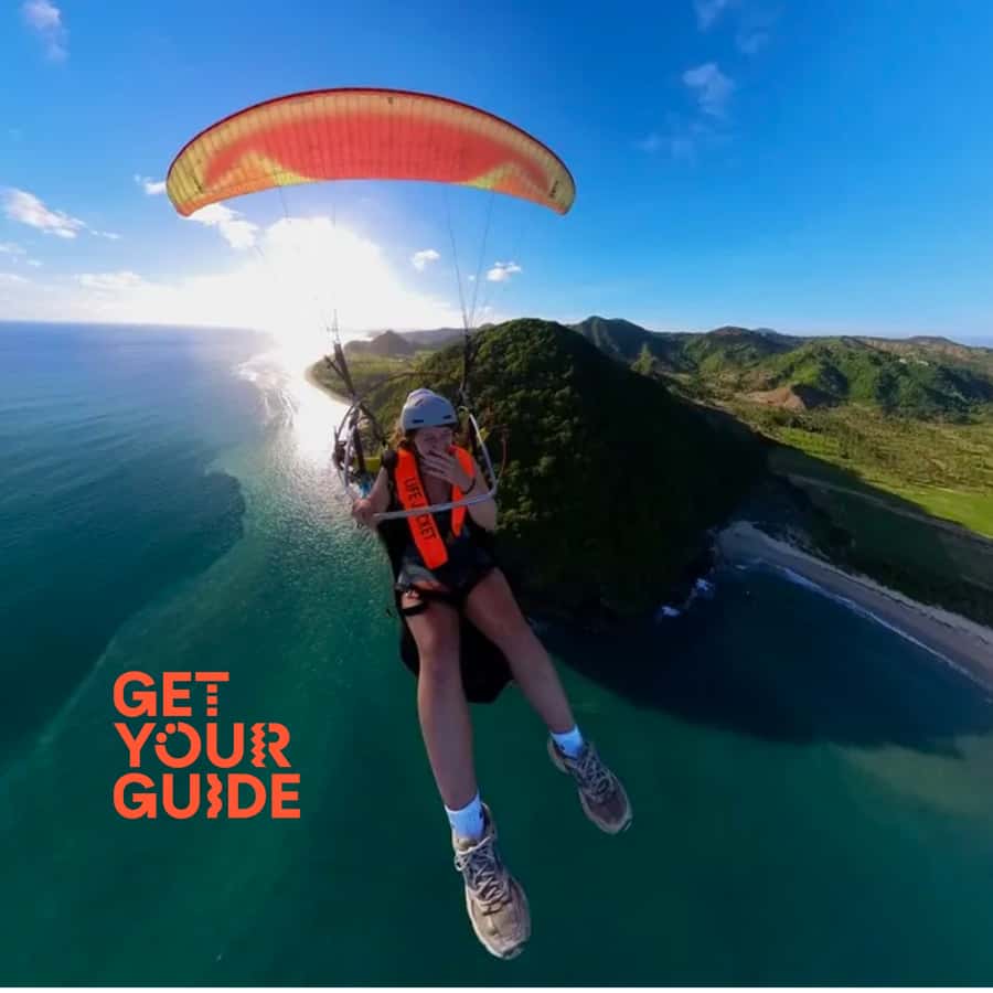 Lombok : Tandem Paragliding With Pilot, Cave & Village - Taking off at Pantai Lancing
