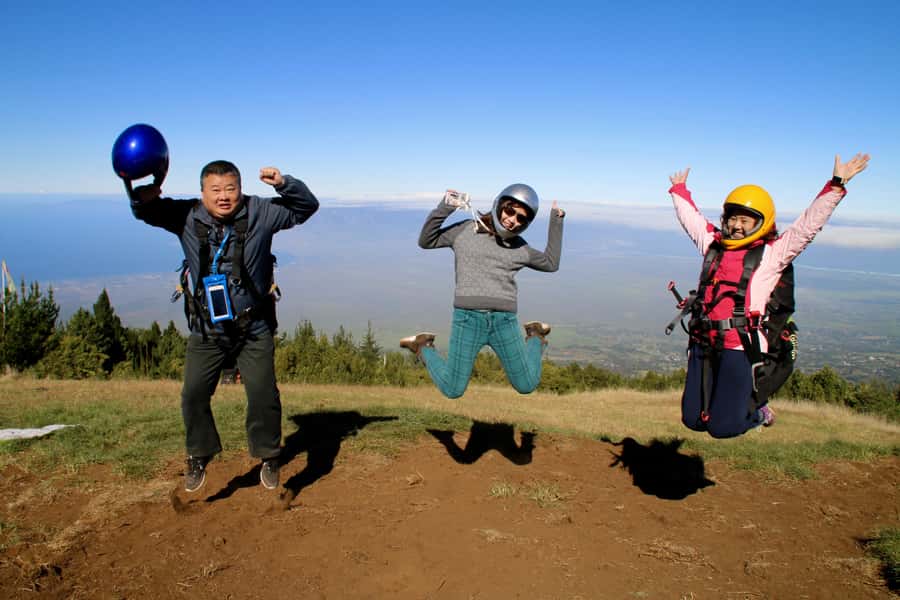 Maui: Top Gun Paragliding Tandem Flight - Safety, comfort, and the right level of excitement