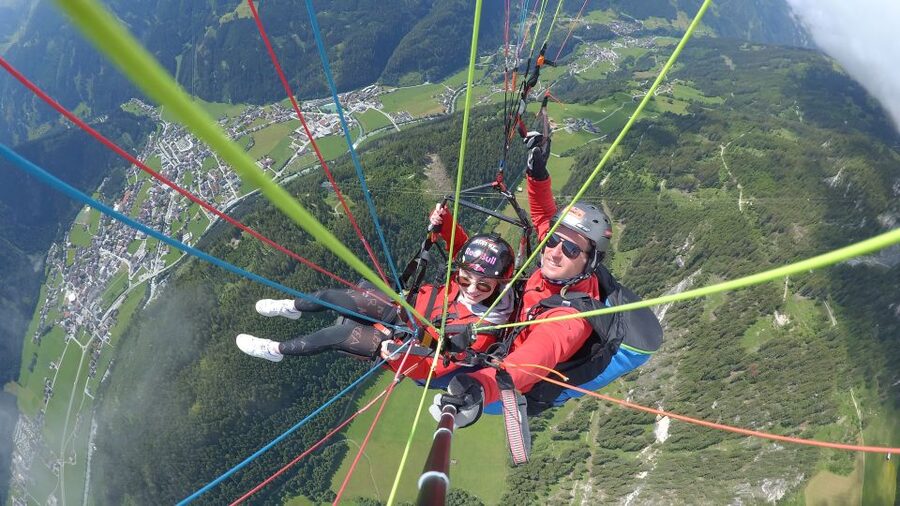 Mayrhofen: Paragliding Adventure With Soaring Views - Meeting at the Penkenbahn in Mayrhofen