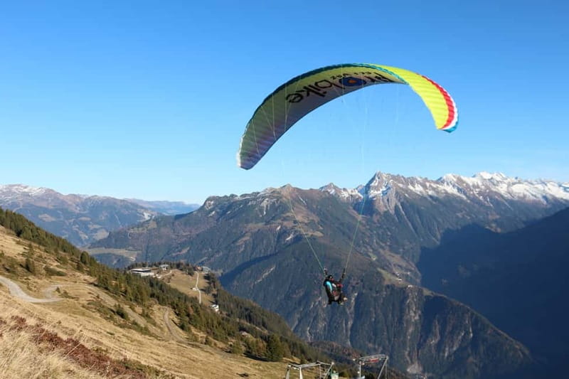 Mayrhofen: Private Paragliding Flight - All Levels - Freedom - Meeting the guide at Penkenbahn