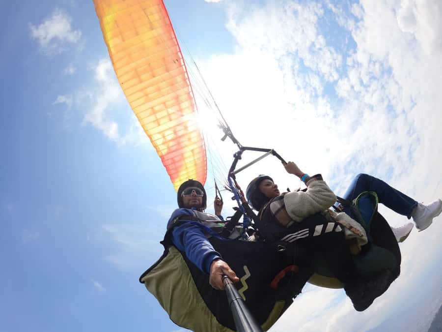 Medellin: Paragliding flight with GoPro photos and videos - Why San Felix is a good place to fly