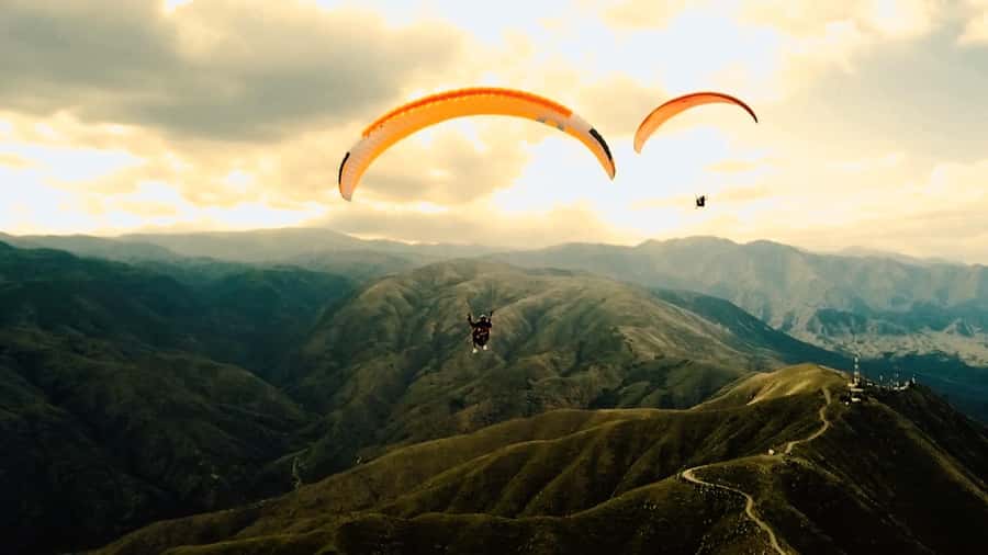 Mendoza: Paragliding Tandem Flight with Instructor - HD photos and video included