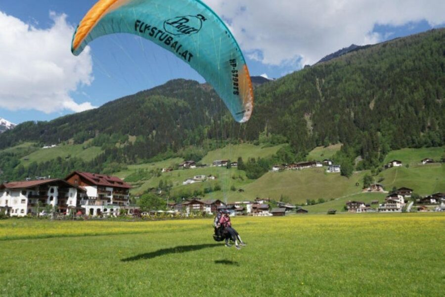 Neustift im Stubaital: Morning Paragliding Experience - Key points at a glance