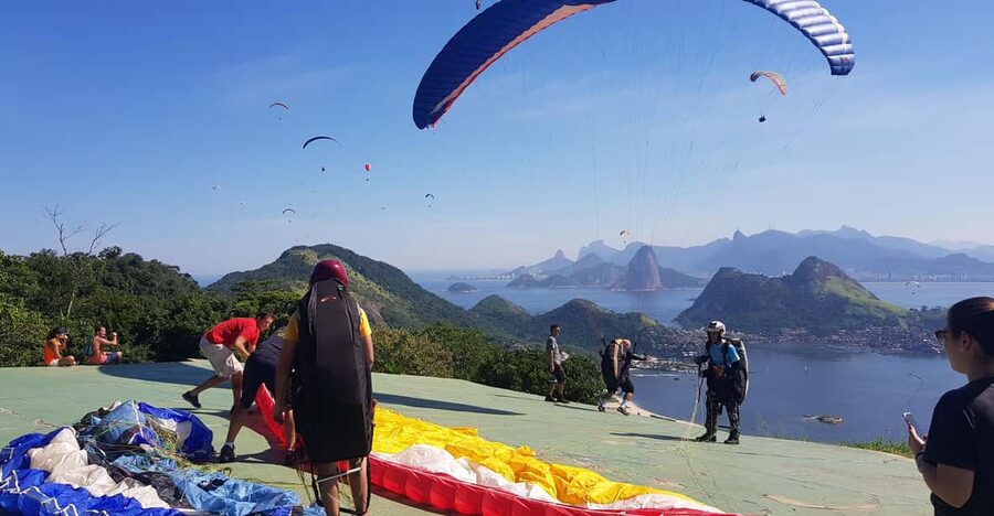 Niterói: Paragliding Experience with GoPro Photos and Video - The stop at Charitas adds a practical pause