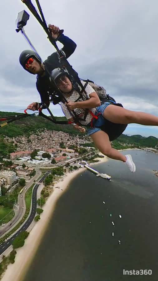 Niterói: Paragliding Experience with GoPro Photos and Video - Meeting Pepê near the launch ramps