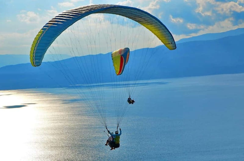Ohrid: Paragliding Experience with Pick-up - Safety briefing and the launch-site pause