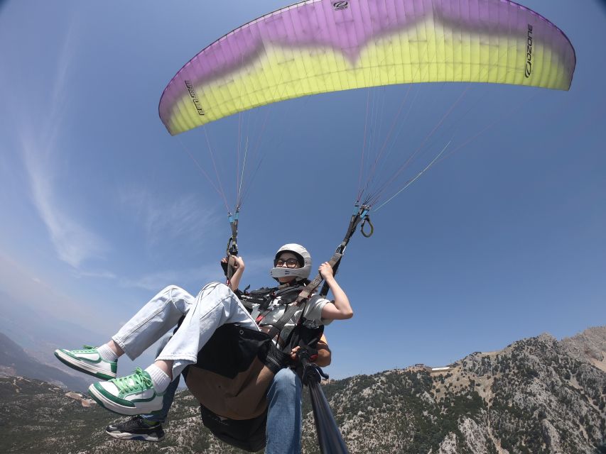 Oludeniz: Blue Lagoon Paragliding Flight Fethiye - Meeting in Ölüdeniz and heading for the mountain