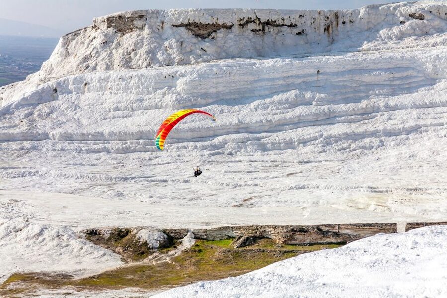 Pamukkale: Tandem Paragliding Experience - 15 to 30 minutes over the travertines and ruins