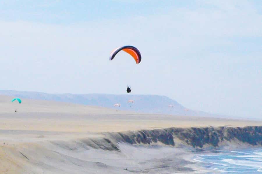 Paracas : Paragliding - Fly Like a Bird - Three launch sites, three different views