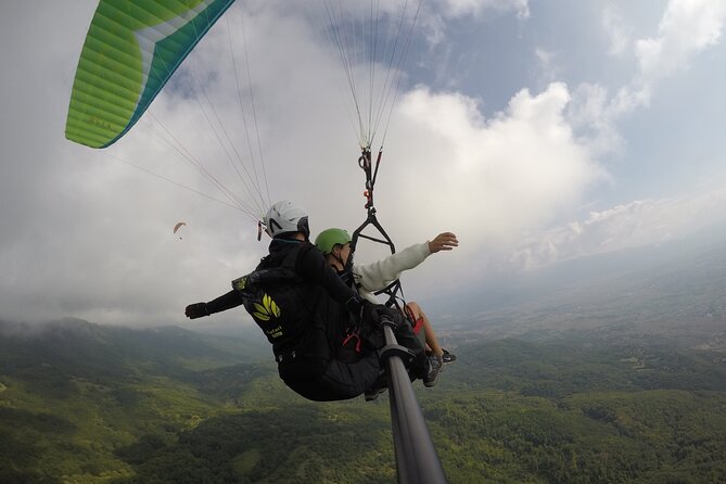 Paragliding Above Lake Ohrid in North Macedonia - Timing, weather, and what to wear