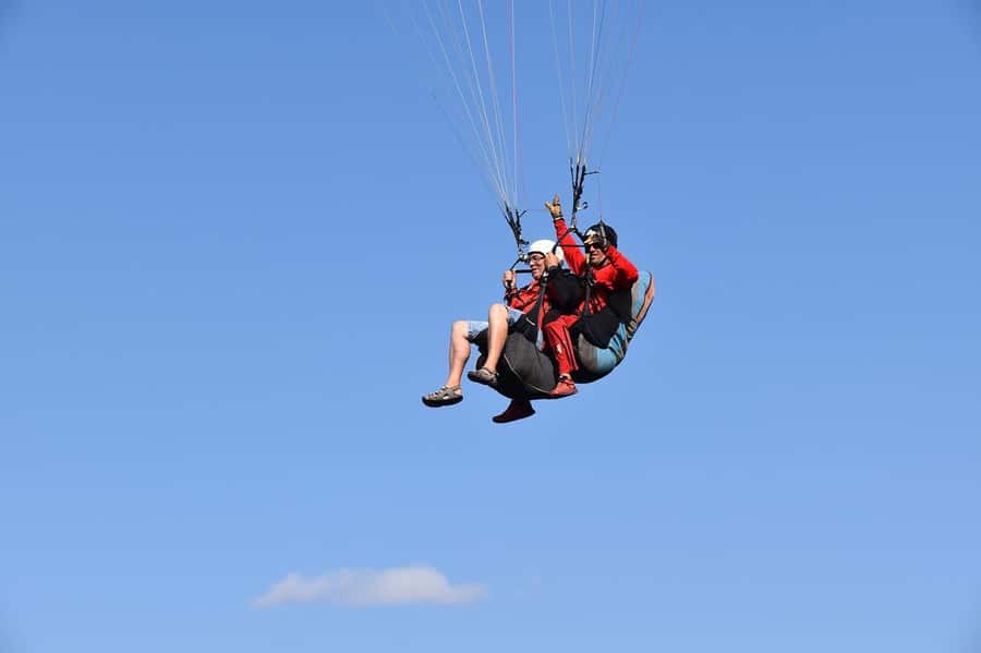 Paragliding Experience - Safety, Limits, and Physical Demands