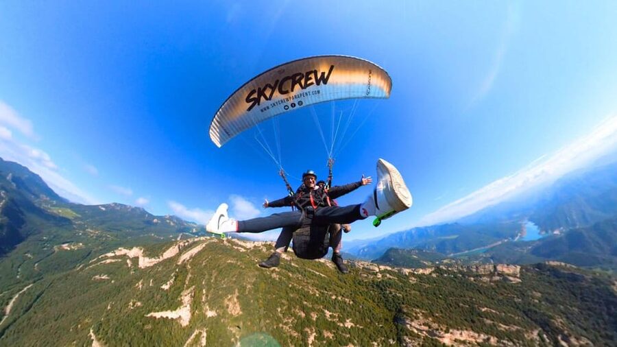 Paragliding: Experience the magic of flying near Barcelona. Report included - The 4x4 ride to the Òdena launch point