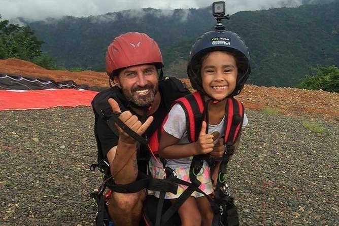 Paragliding Flight Las Terrazas 900 ft minimum guaranteed. - From Jacó to the Las Terrazas takeoff