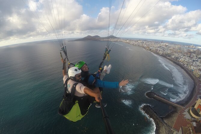 Paragliding flights Las Palmas de Gran Canaria - What the FlyNow Experience Is Really Like