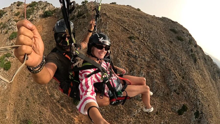 Paragliding in Chania - The first minute in the air