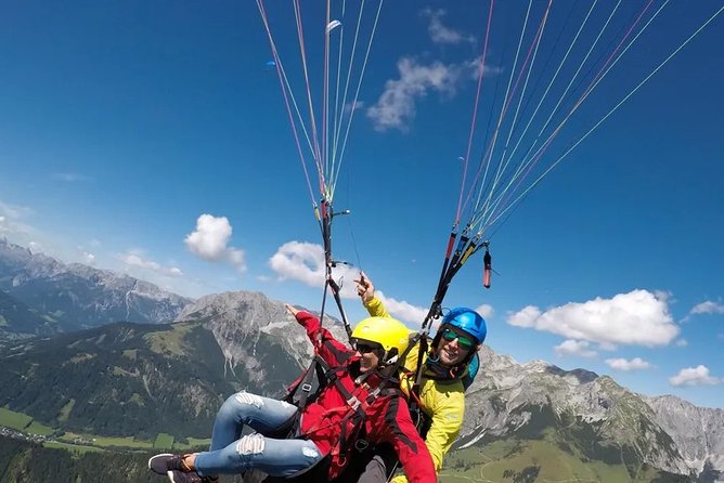 Paragliding in Kullu Manali - How the Experience Compares With Other Manali Plans