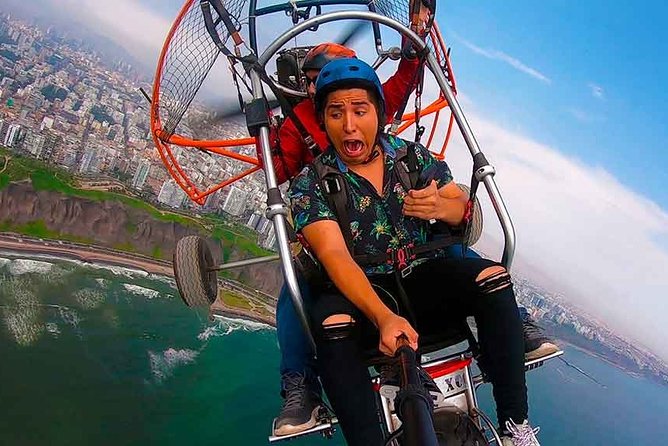 Paragliding in Lima - Costa Verde - Arriving at Condor Xtreme in Magdalena del Mar