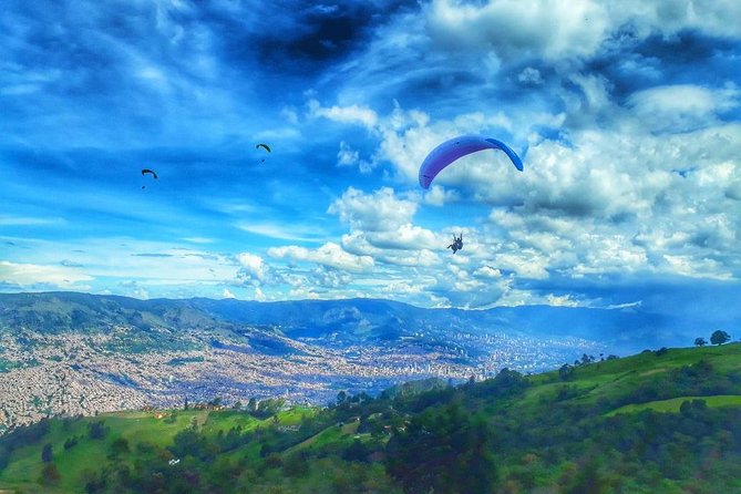 Paragliding in Medellin Includes GoPro and Pick up & Drop off - Why Medellín Is Such a Good Place to Paraglide