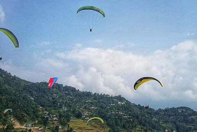 Paragliding in Pokhara - An 8:45 am pickup and a weather-based start