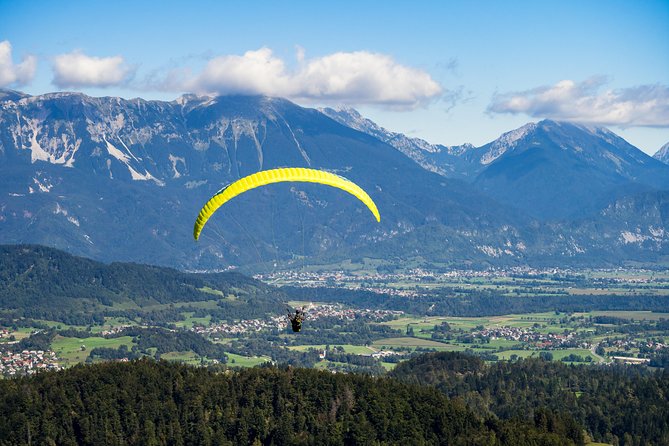 Paragliding Lake Bled - Bled Castle and the town below