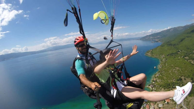Paragliding Lake Ohrid - Pickup from eight towns around Ohrid