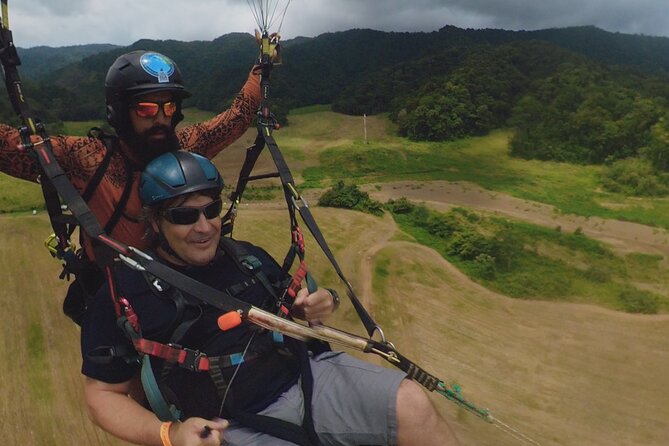 Paragliding tandem flight 1.500 ft & up - Why the Las Terrazas site matters