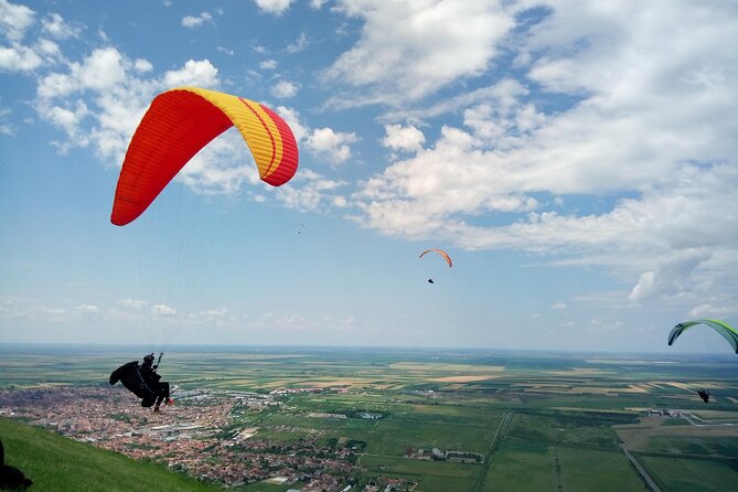 Paragliding Tandem Flight Experience in Sokobanja - How Long Are You Actually in the Air?