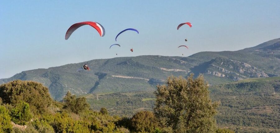 Paragliding Tandem Flight from Madrid - Booking flexibility and timing