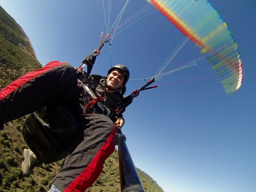 Paragliding Tandem Flight from Madrid - A private flight with a personal feel