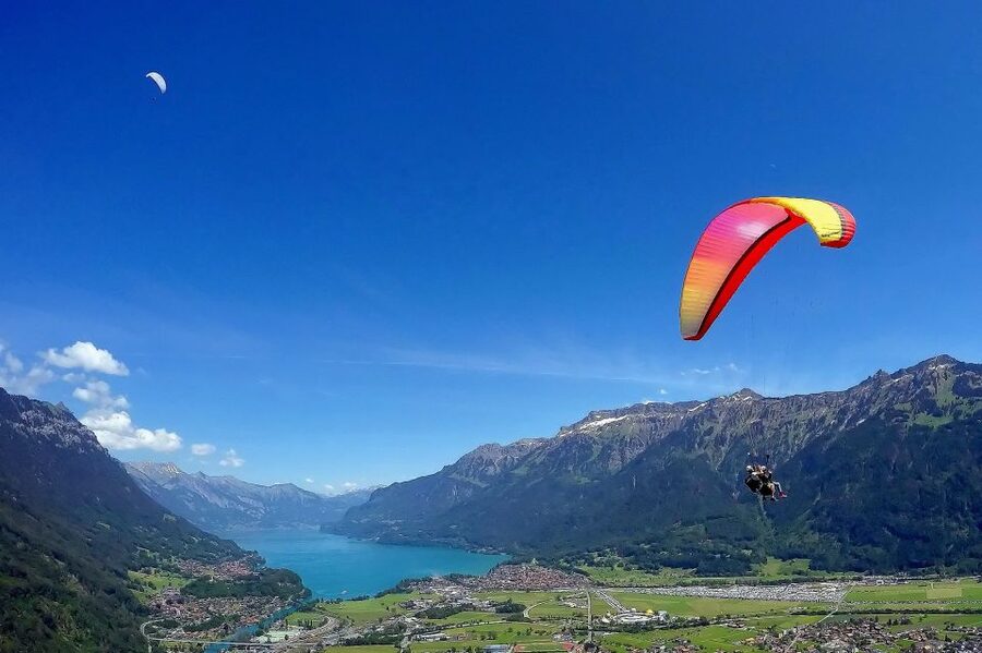 Paragliding Tandem Flight in Interlaken - From Höhematte to the Beatenberg takeoff