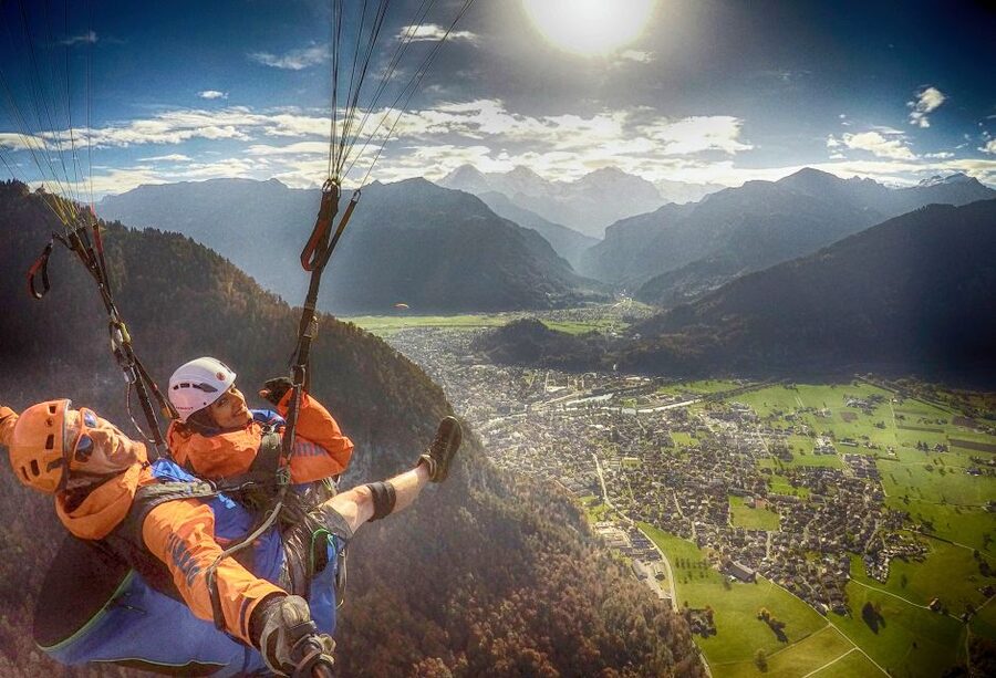 Paragliding Tandem Flight in Interlaken - The scenery: lakes, hills, and the Jungfrau peaks