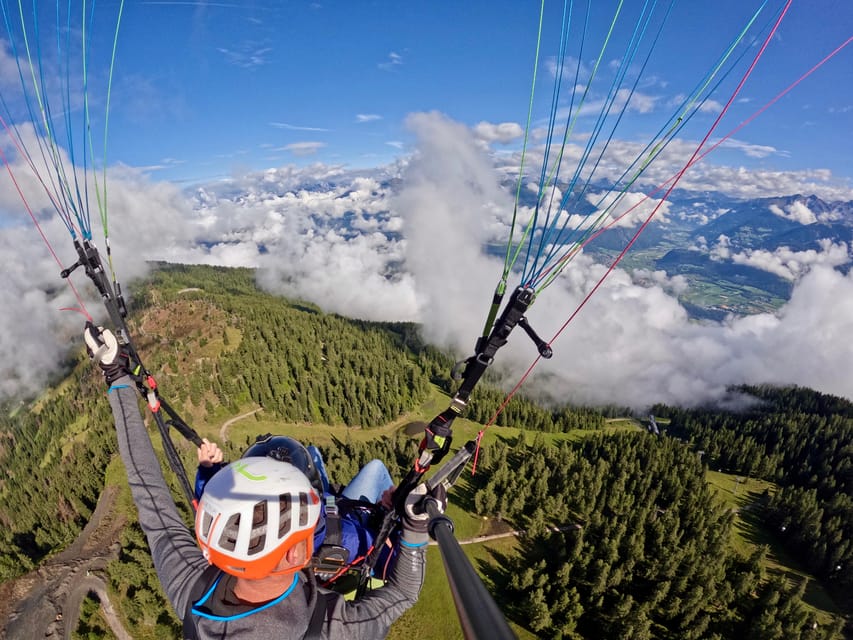 Paragliding Tandem Flight Kronplatz Dolomites Alps - Who will enjoy this most?