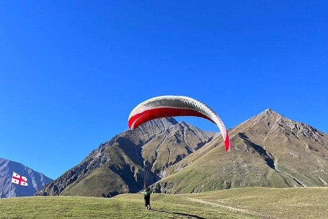 Paragliding Tandem Flights in Gudauri - The pilots make a real difference