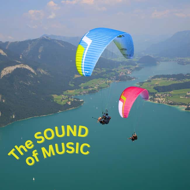 Paragliding Tandem in Salzkammergut / Sound of Music Flight - The cable car ride up Zwölferhorn