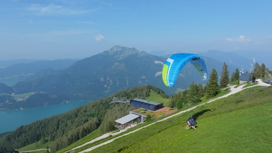 Paragliding Tandem in Salzkammergut / Sound of Music Flight - What the $187 price really covers
