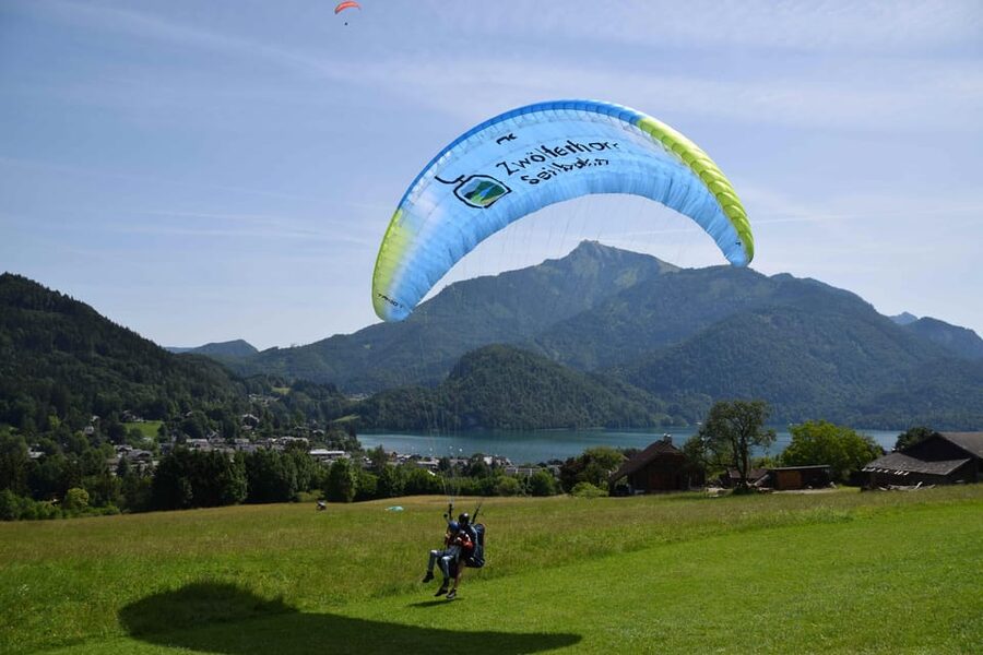 Paragliding Tandem in Salzkammergut / Sound of Music Flight - Who should book this flight
