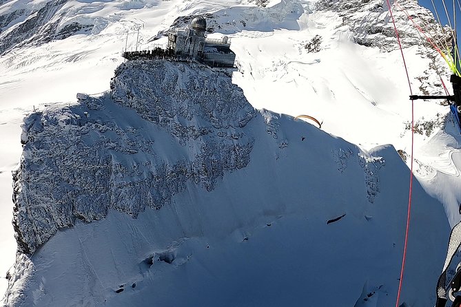 Paragliding Tandem in Switzerland - Weather, clothing, and practical limits
