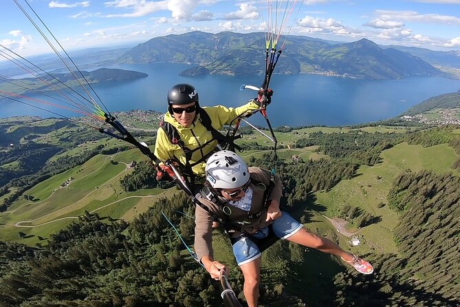 Paragliding Tandem in Switzerland - Choosing the best launch site for the weather