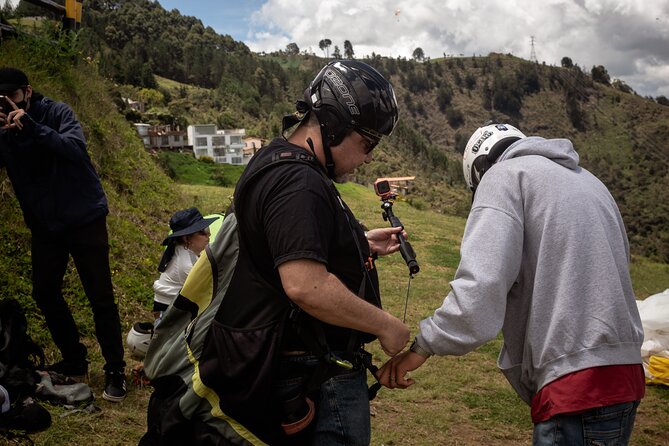 Paragliding Tour from Medellin with Transportation and Videos HD - Why San Felix is a smart place to try paragliding