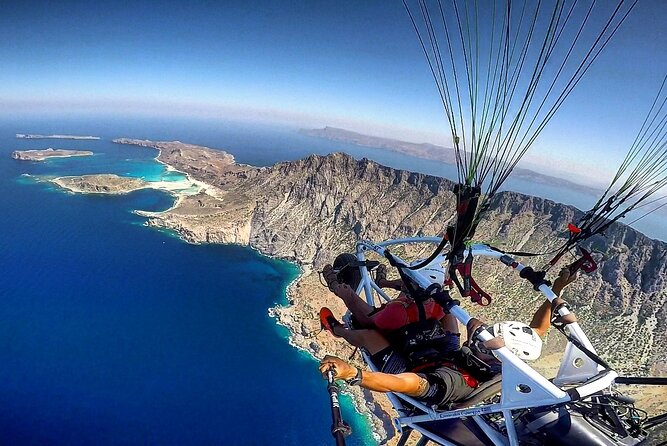 Paragliding Tours in Crete - A seated flight above western Crete