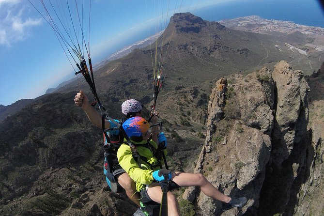Premium Paragliding in Tenerife : Photos, videos and pickup included - Why this flight is more than a quick thrill