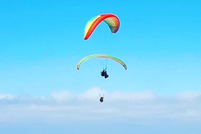 Private Activity Paragliding Flight in Gran Canaria - Preparing for a tandem flight