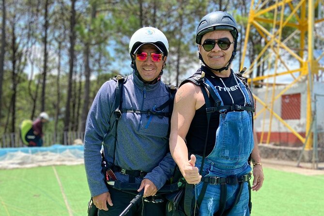 Private Paragliding Flight in Valle de Bravo with Instructor - Is $131.42 a Fair Price?