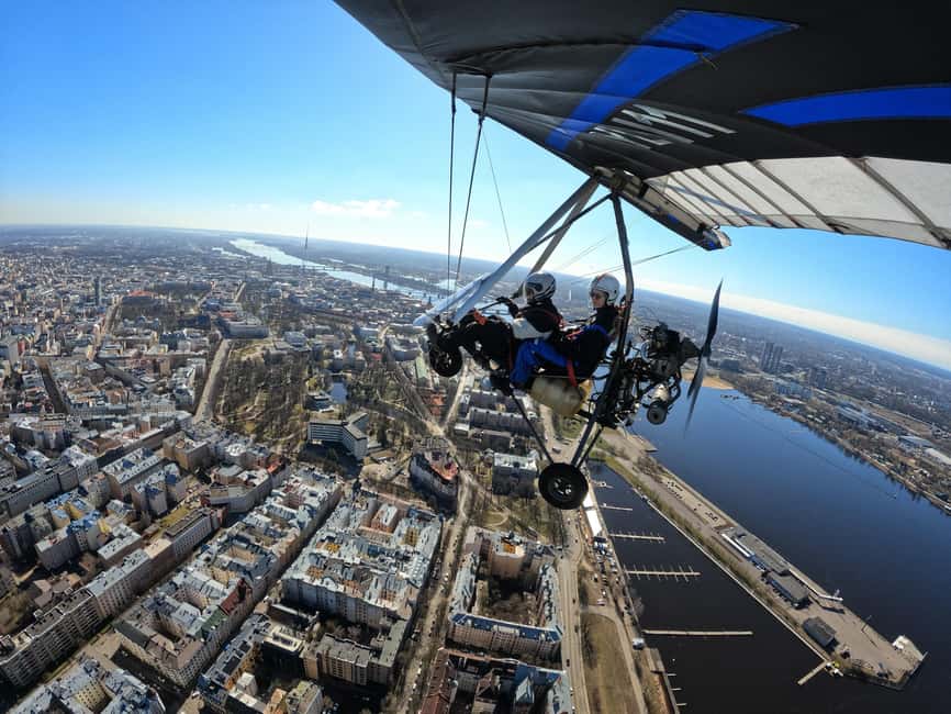 Riga: Hang-Glider 10-Minute Flight Over the City - Ten minutes over Riga